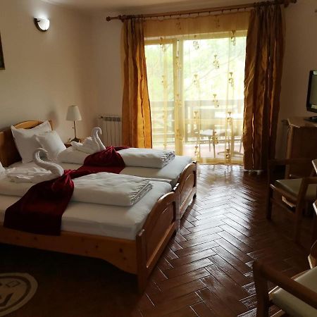 Hotel Wels Băltenii de Sus Kültér fotó